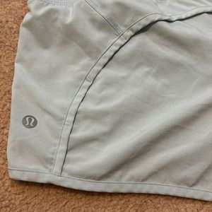 Lulu Lemon Speed Up Low Rise Lined 2.5”